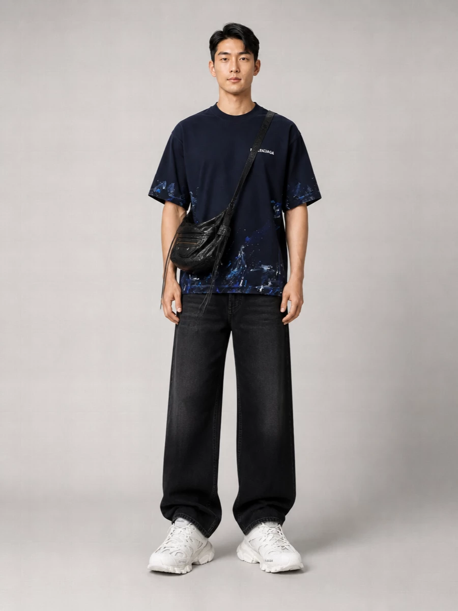 Balenciaga oversized t-shirt