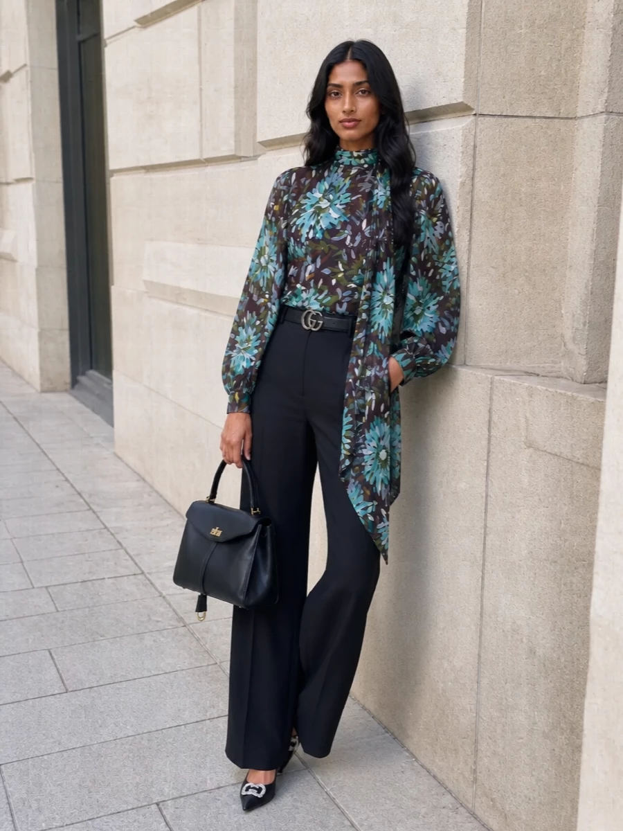 Gucci wide leg trousers boho floral blouse outfit
