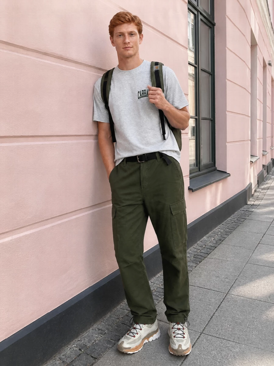 Carhartt cargo trousers grey tee nike sneakers