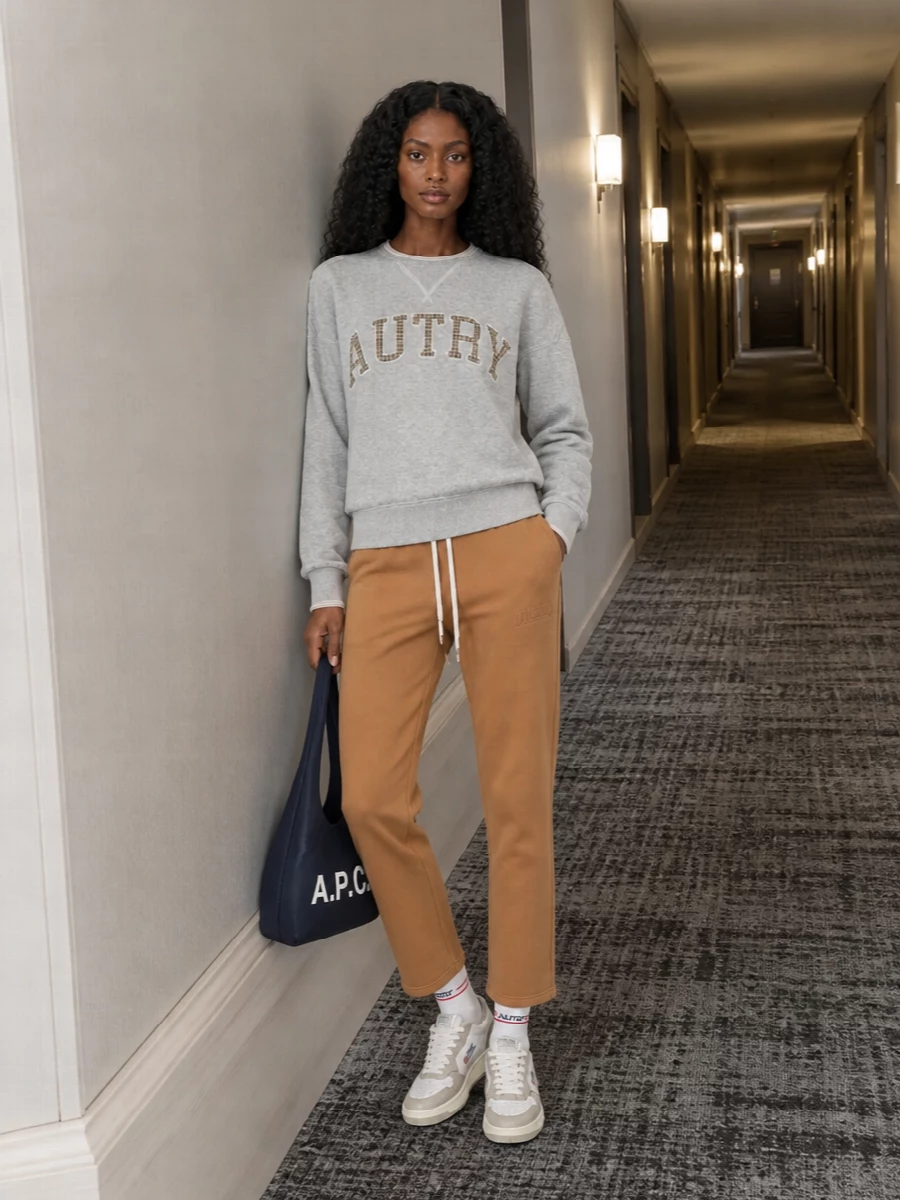 Autry sweatshirt camel track pants sneakers