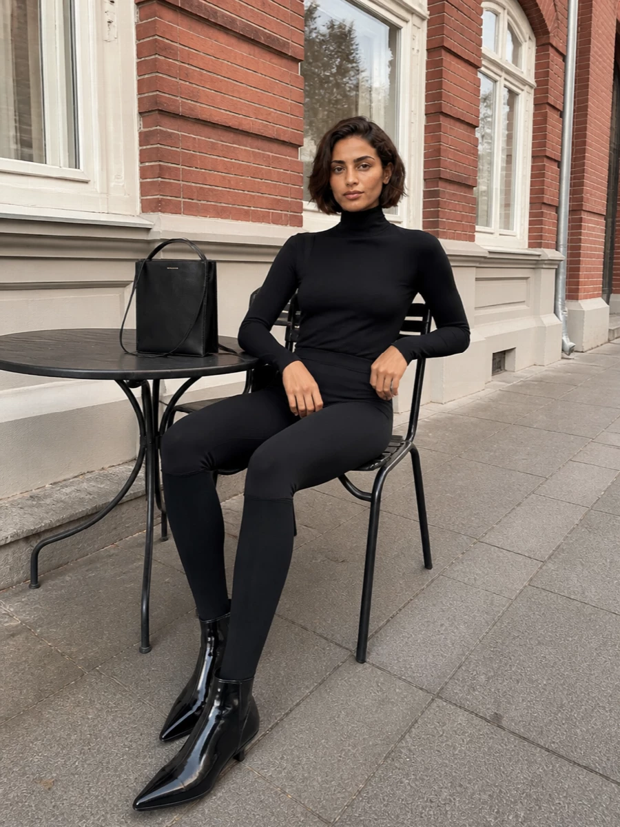 Wolford black leggings turtleneck ankle boots