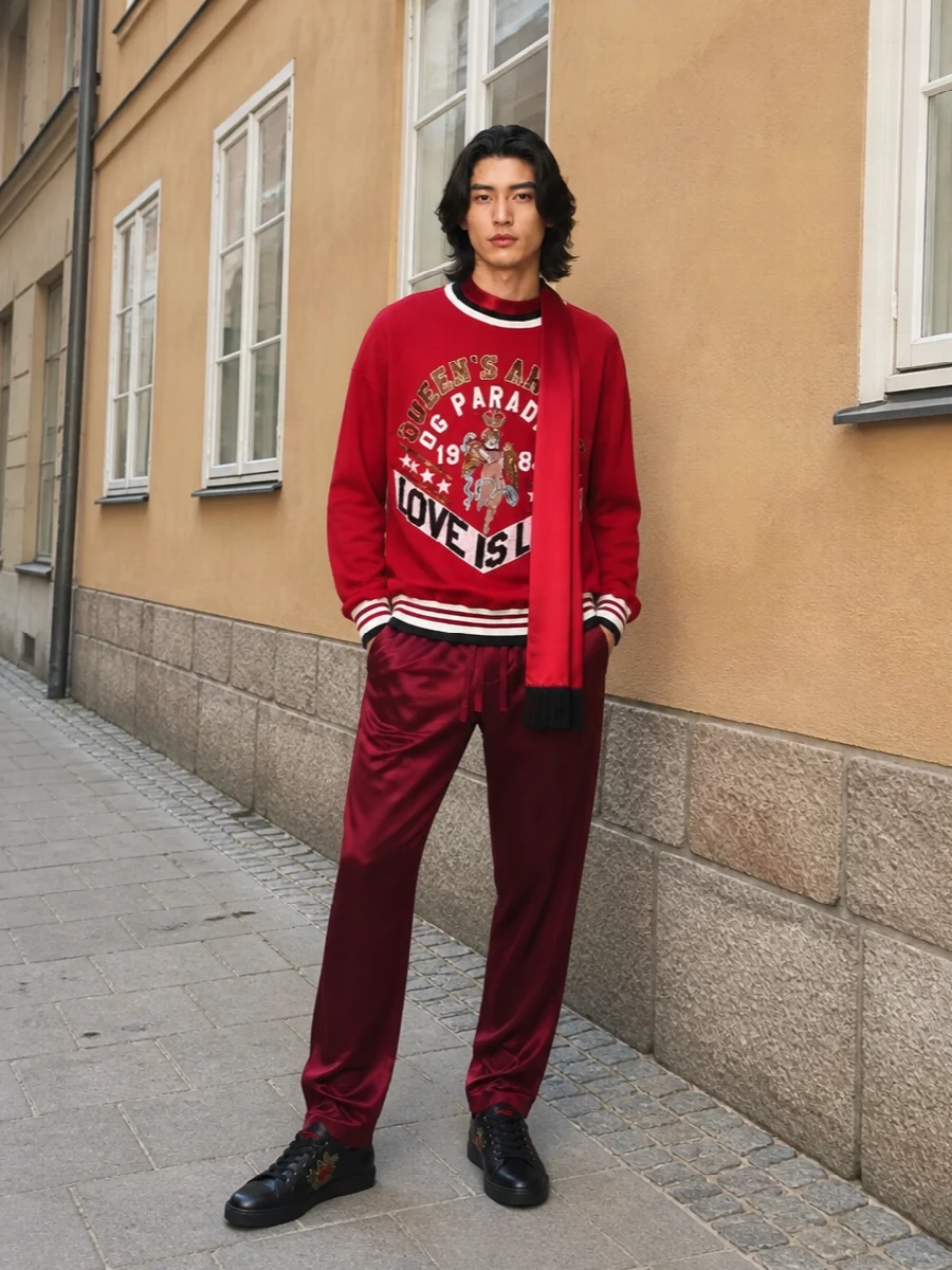 Dolce gabbana red sweatshirt satin jogger outfit