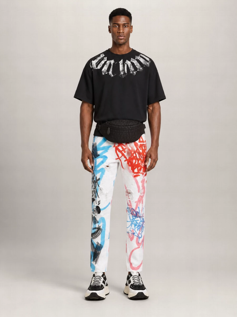 Valentino Garavani Leather True Act Low-Top Sneakers