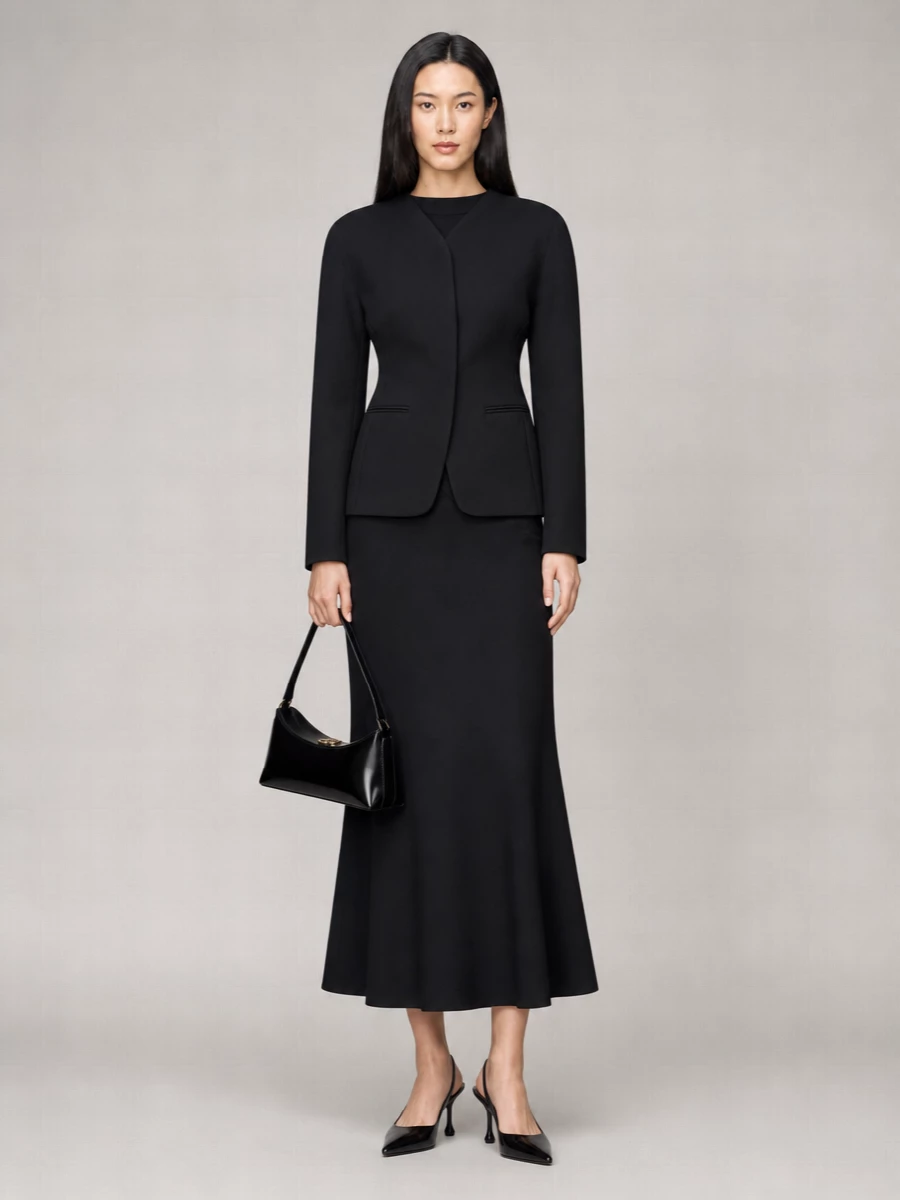 Jacquemus La Veste Ovalo V-Neck Tailored Blazer