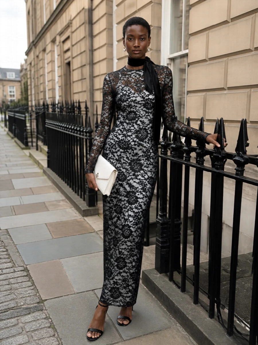 Alexander mcqueen black lace evening dress outfit