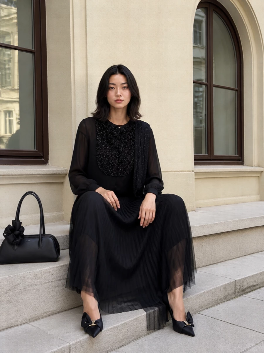 Fabiana filippi black pleated skirt evening outfit