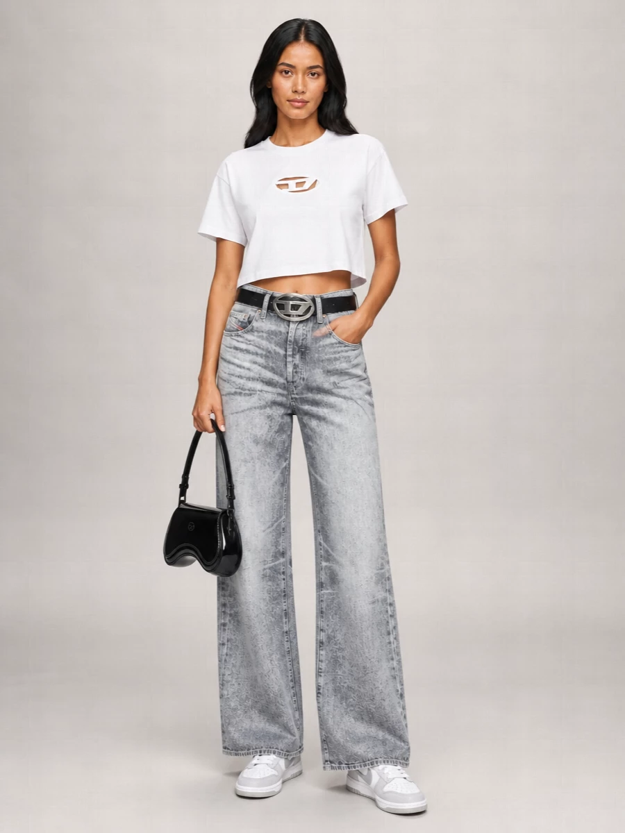 Diesel Cotton Cropped Boxy Cutout Logo T-Shirt