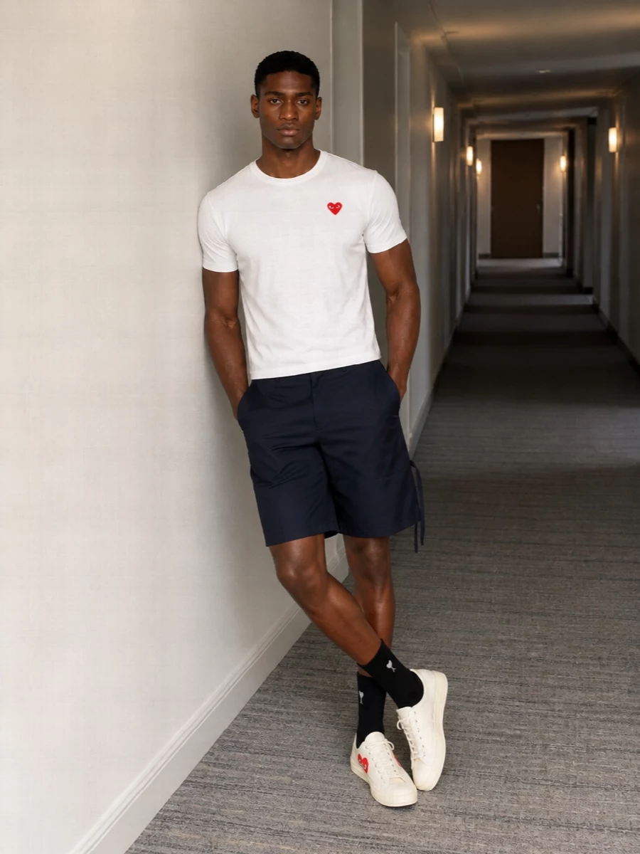Comme des garcons play tee navy shorts sneakers