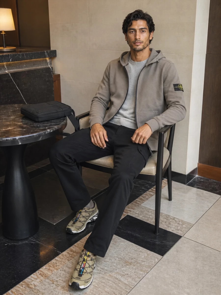 Stone island jacket black cargo pants salomon