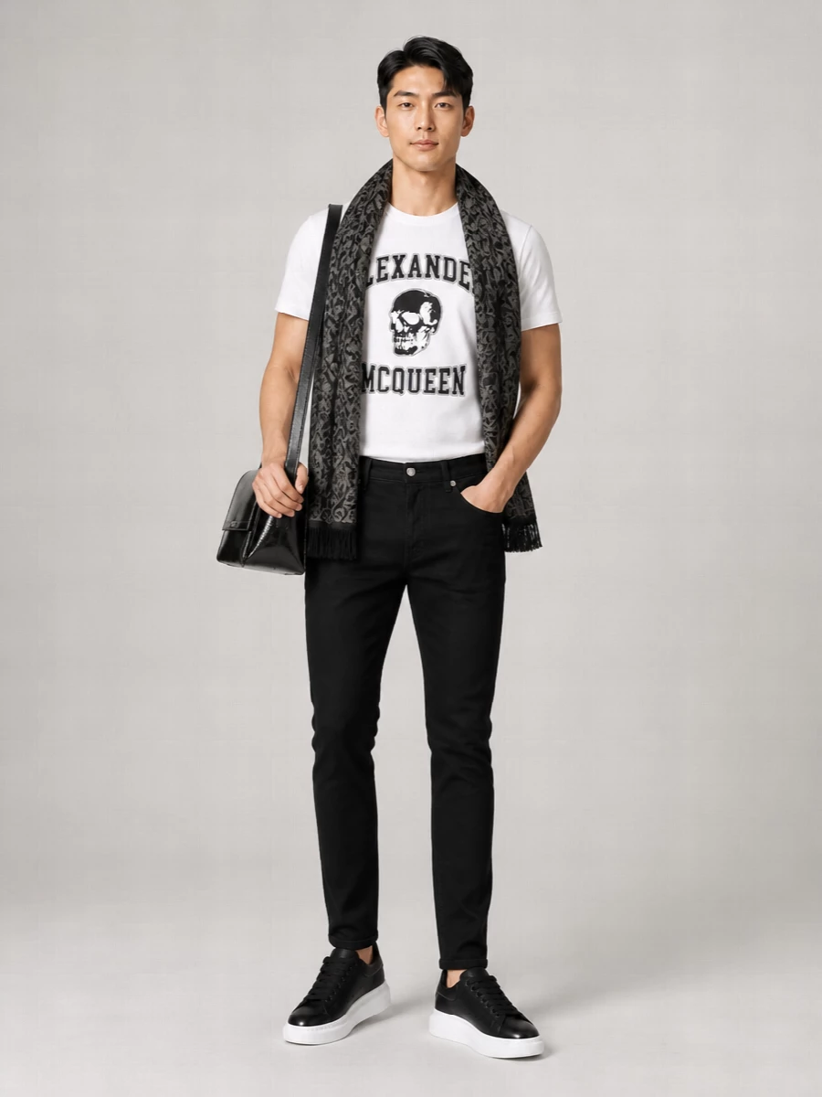 Alexander Mcqueen Leather Low-Top Sneakers