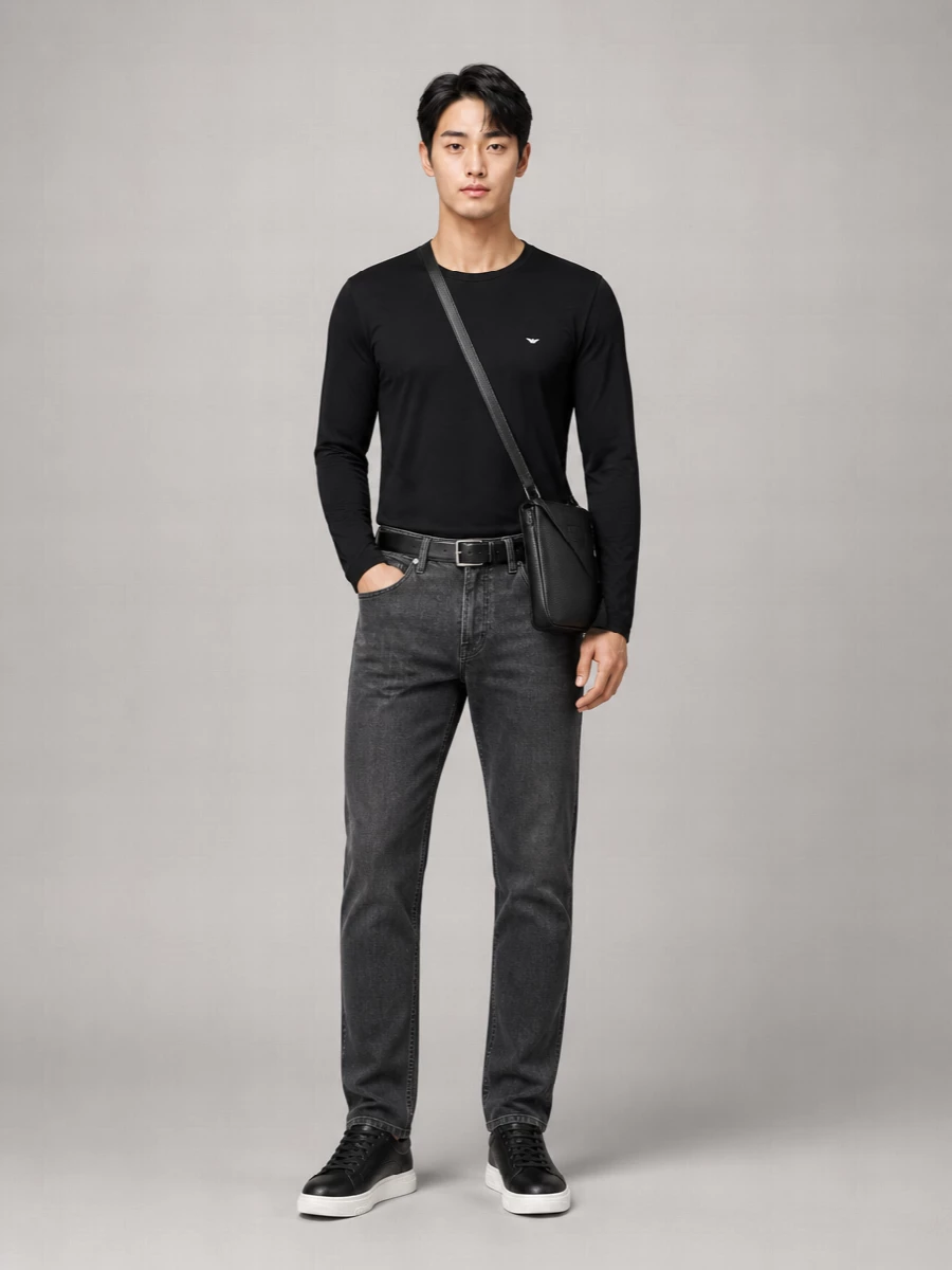 Emporio Armani Logo Long-Sleeve T-Shirt