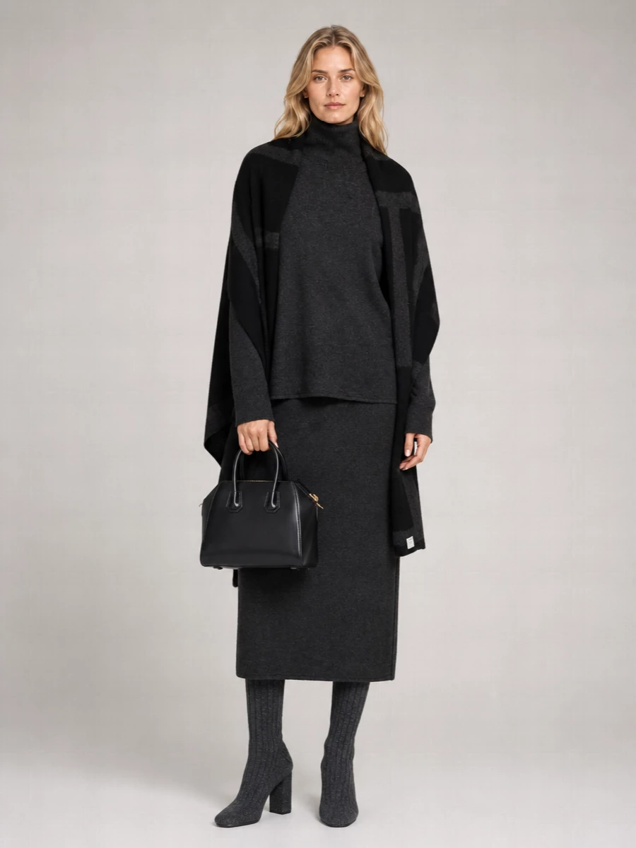 Givenchy Cashmere High-Neck Jumper