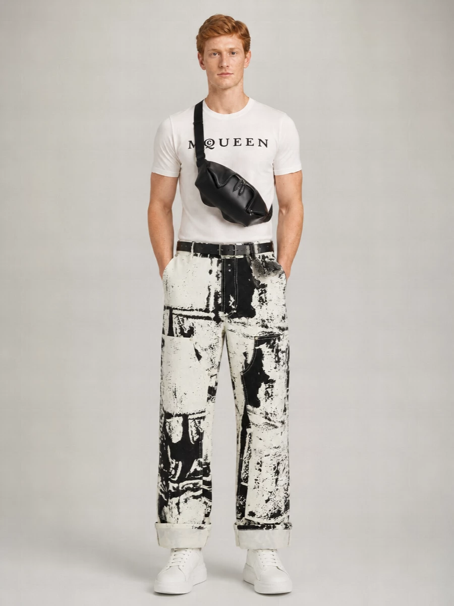 Alexander Mcqueen Leather Low-Top Sneakers