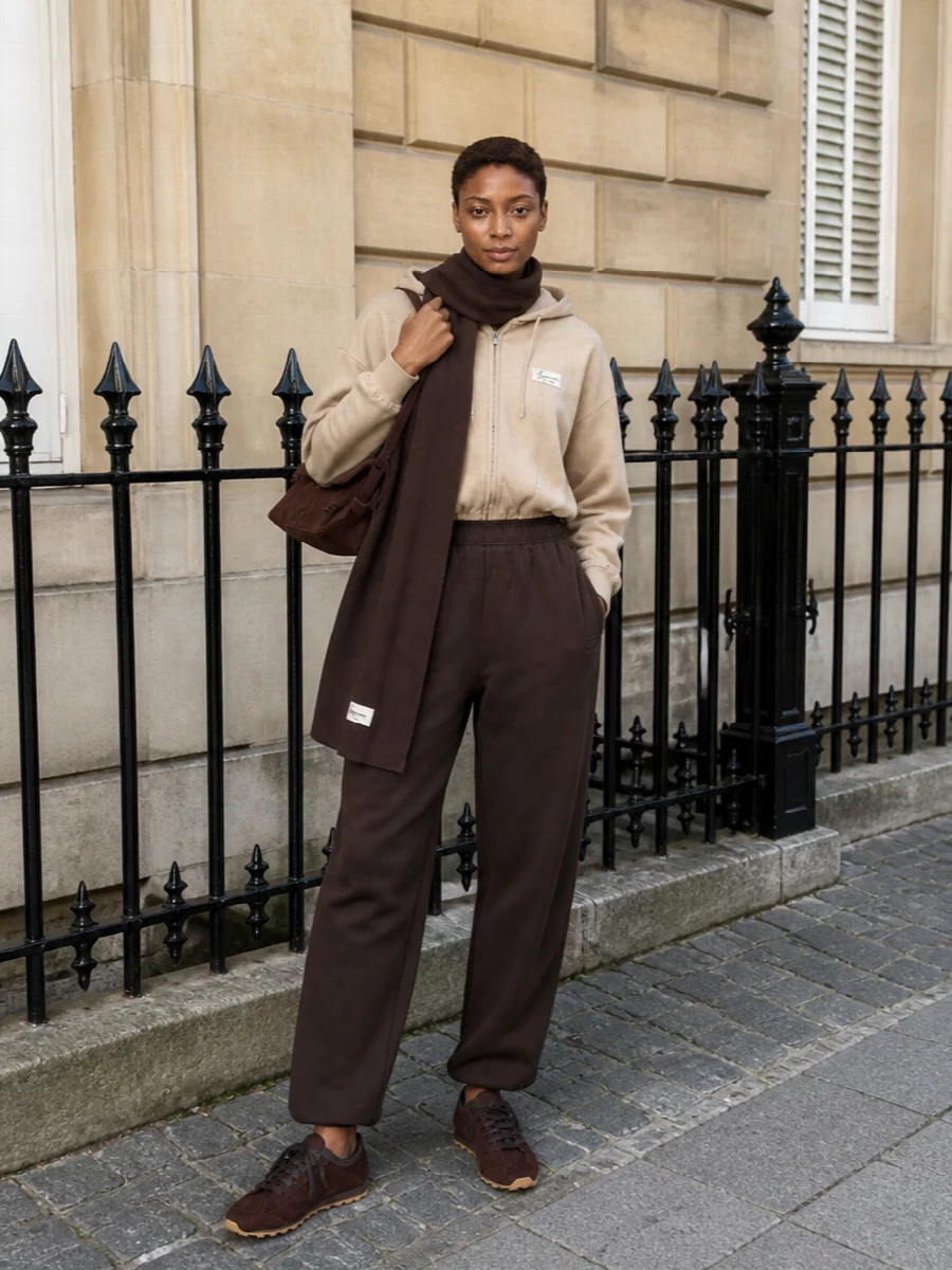 Jacquemus chocolate joggers beige hoodie sneakers