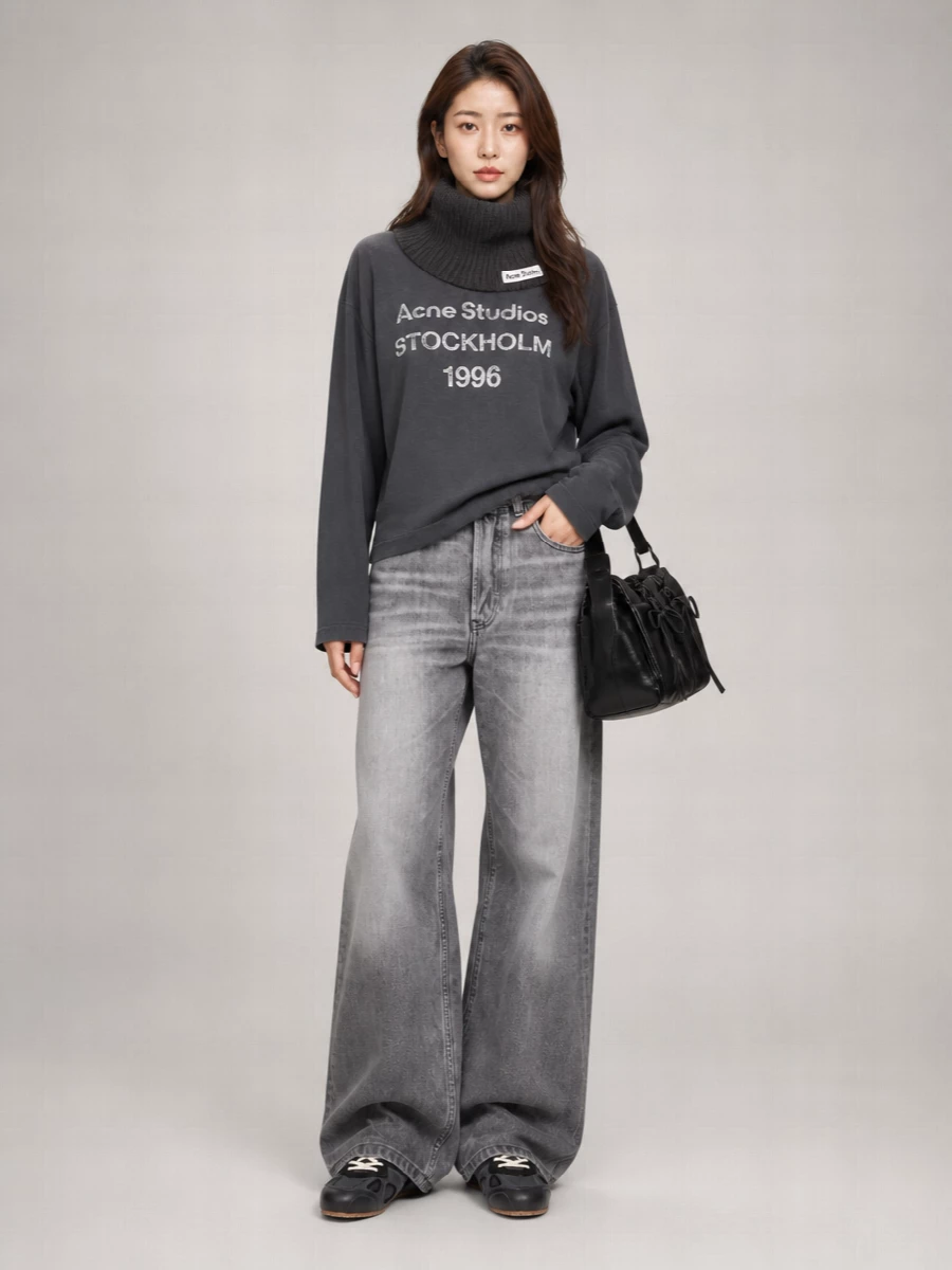 Acne Studios Logo-Print Long-Sleeve T-Shirt