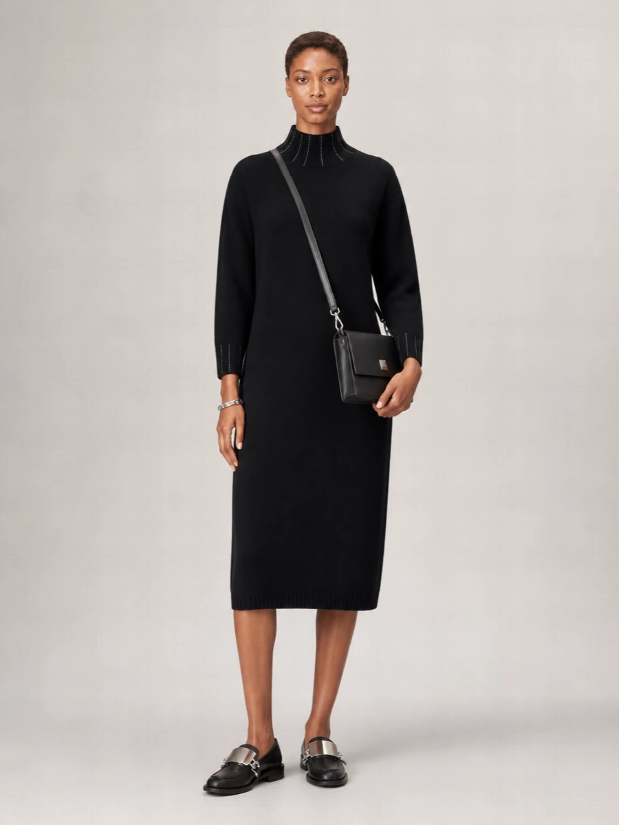 Jw Anderson Gourmet Leather Loafers Chunky Chain Detail