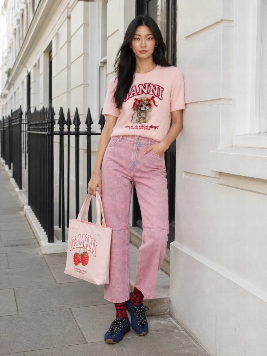 Ganni pink graphic knit pink jeans outfit