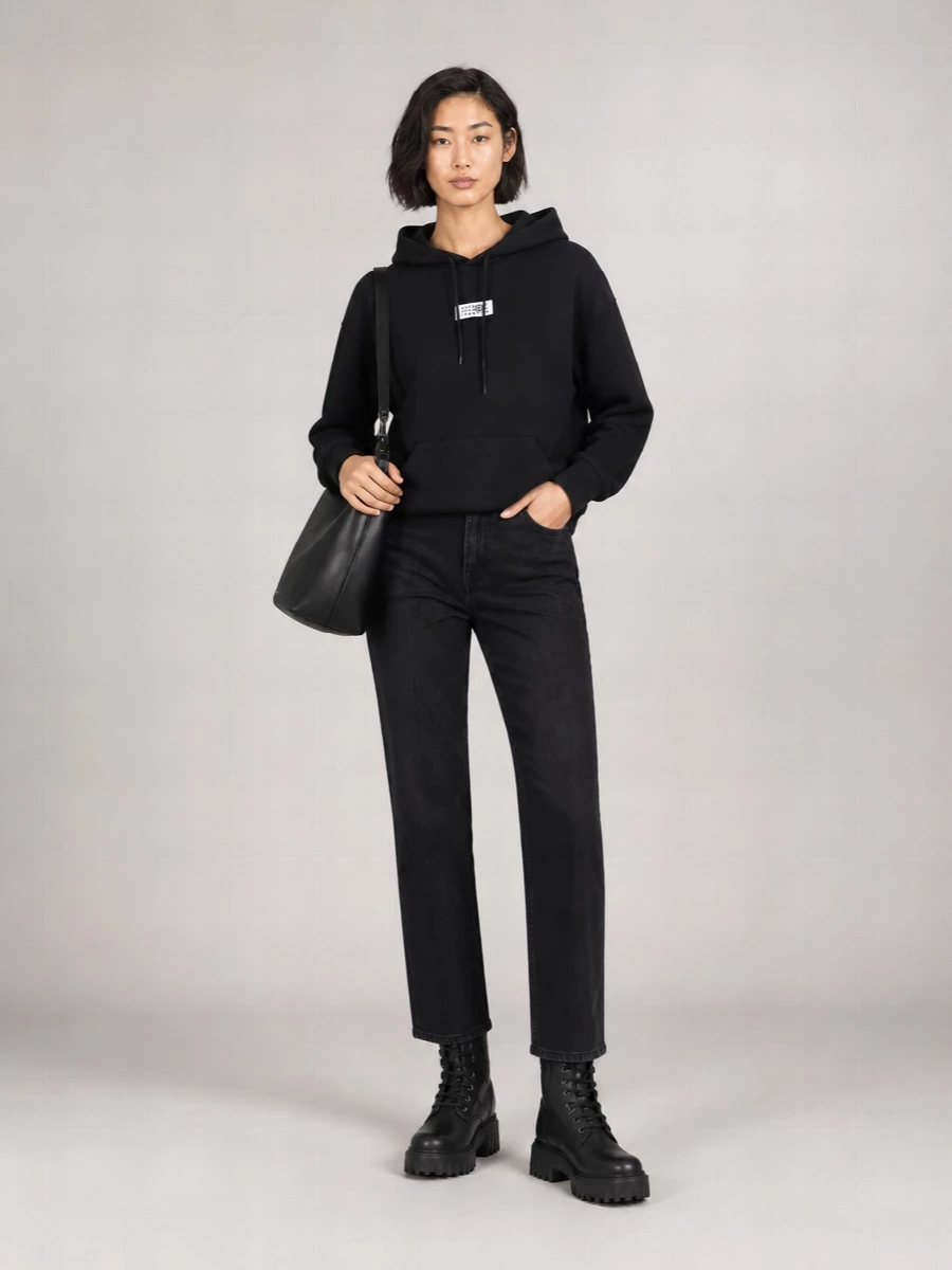 A.p.c. Vera Maxi Leather Shoulder Bag