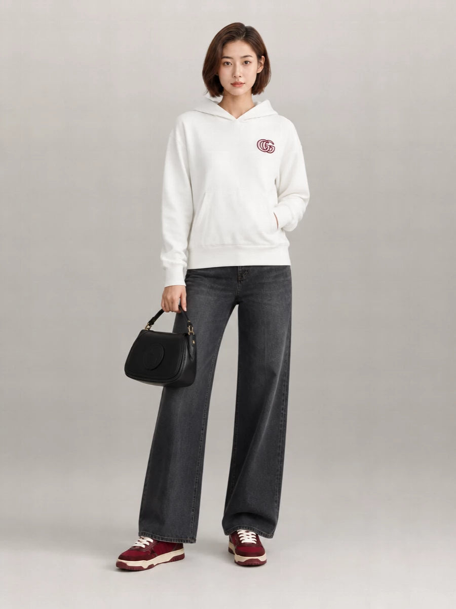 Gucci Leather Low-Top Sneakers