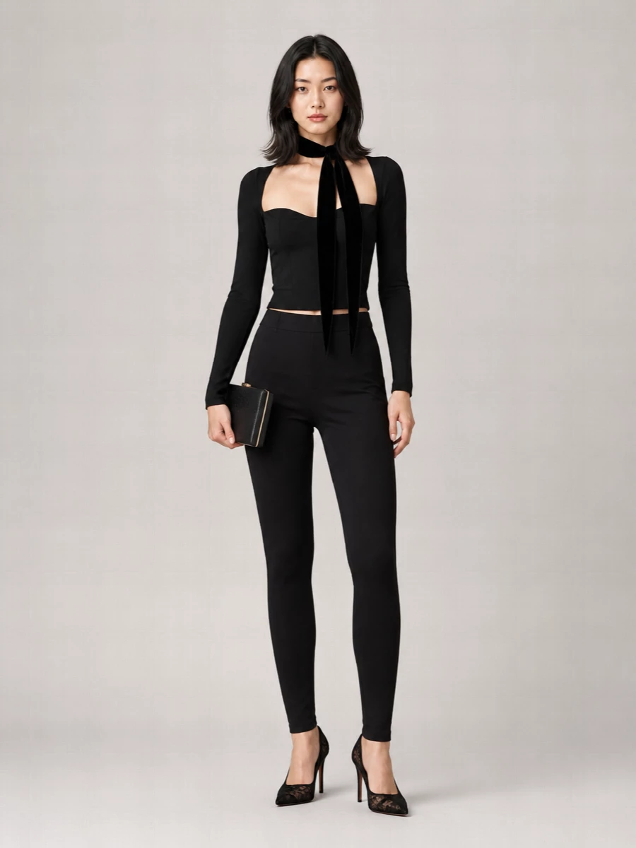 Dolce&Gabbana Sweetheart Neckline Long-Sleeve Sweater