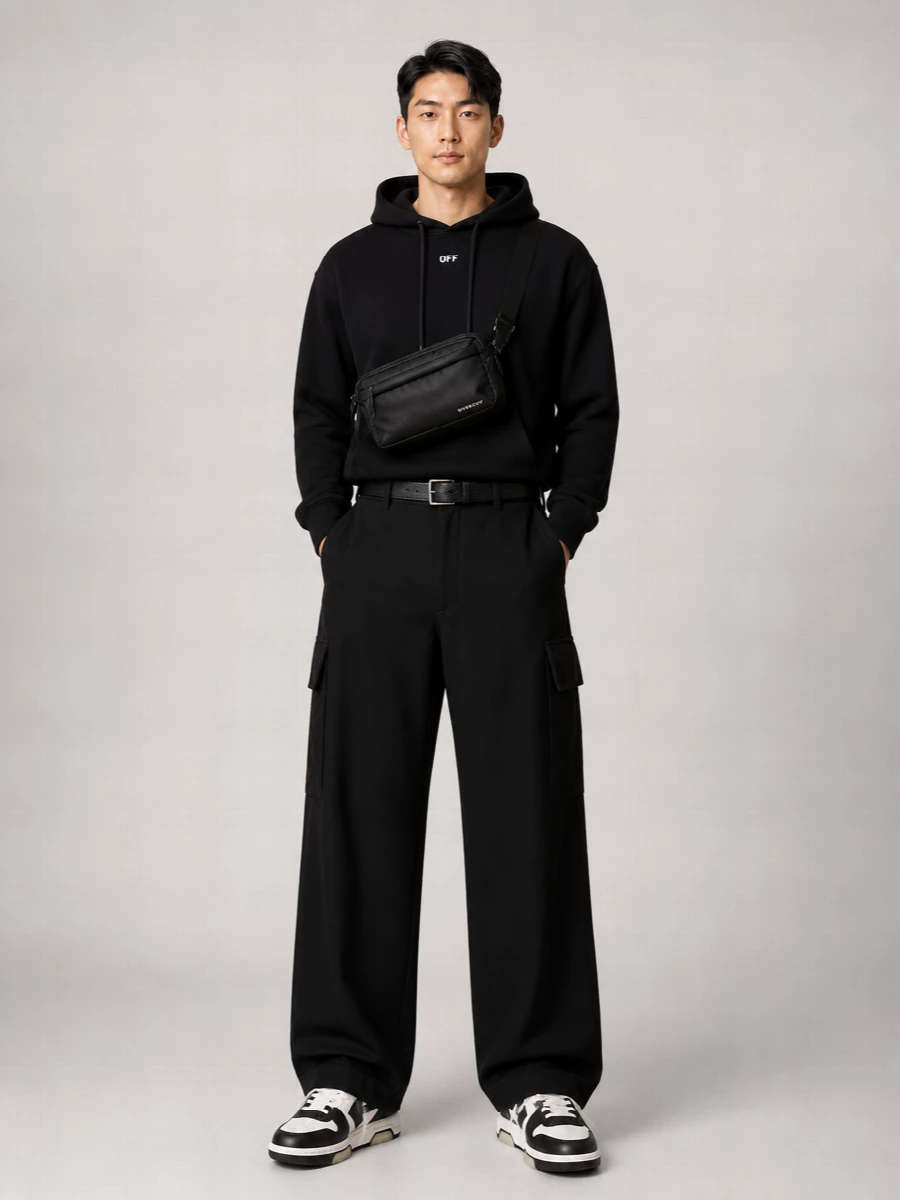 Off-White Logo-Print T-Shirt