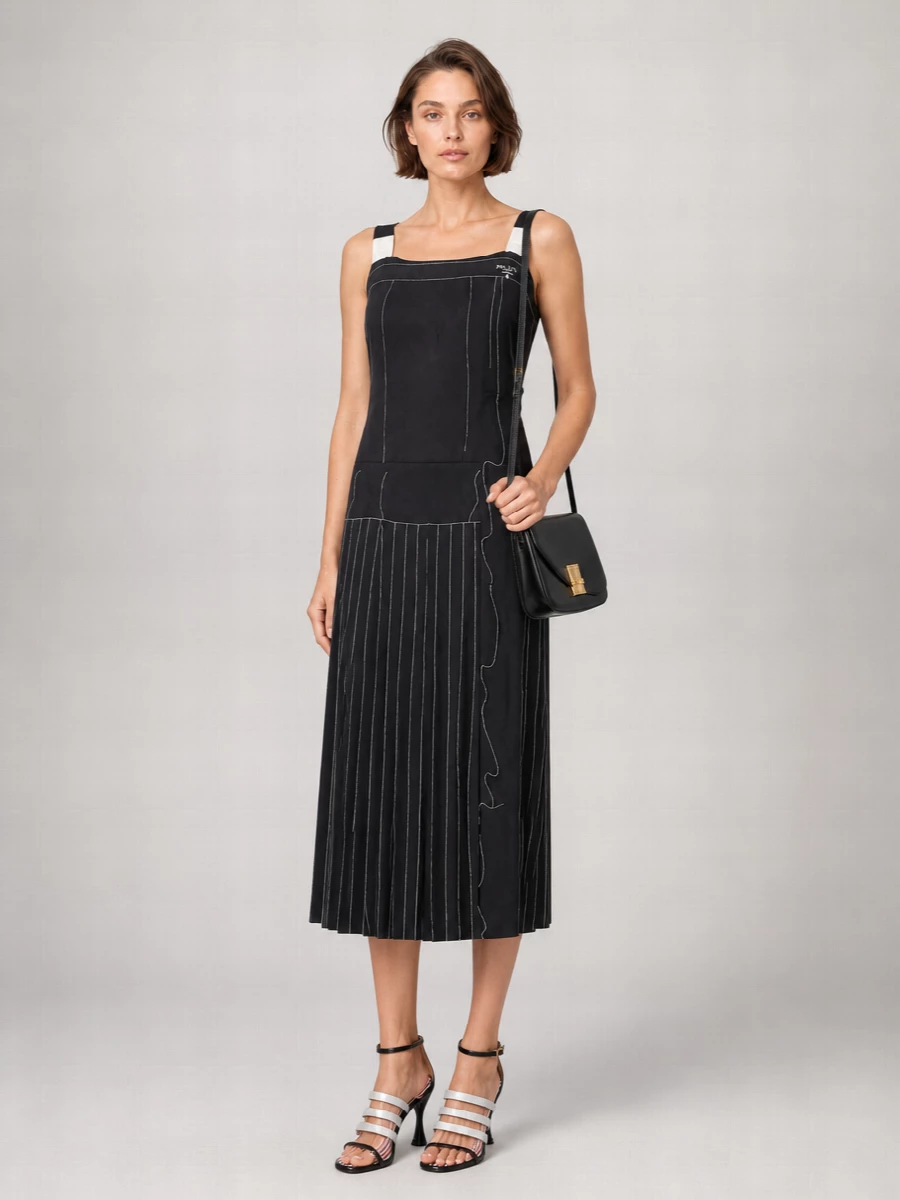Ferragamo Calf Leather Shoulder Bag