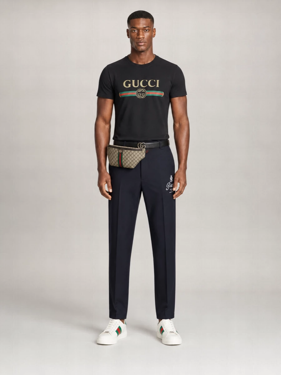 Gucci Logo-Print T-Shirt
