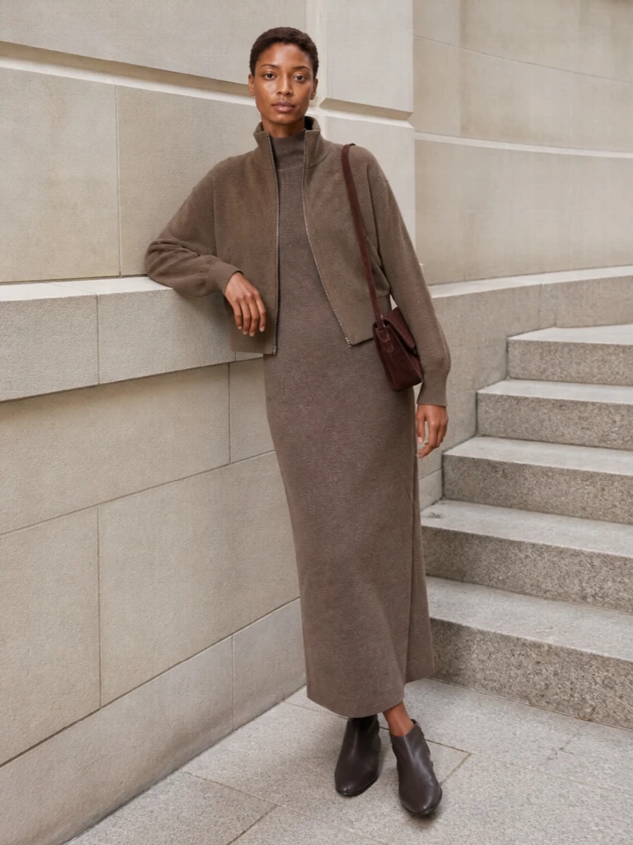 Max mara knit maxi dress jacquemus bag outfit