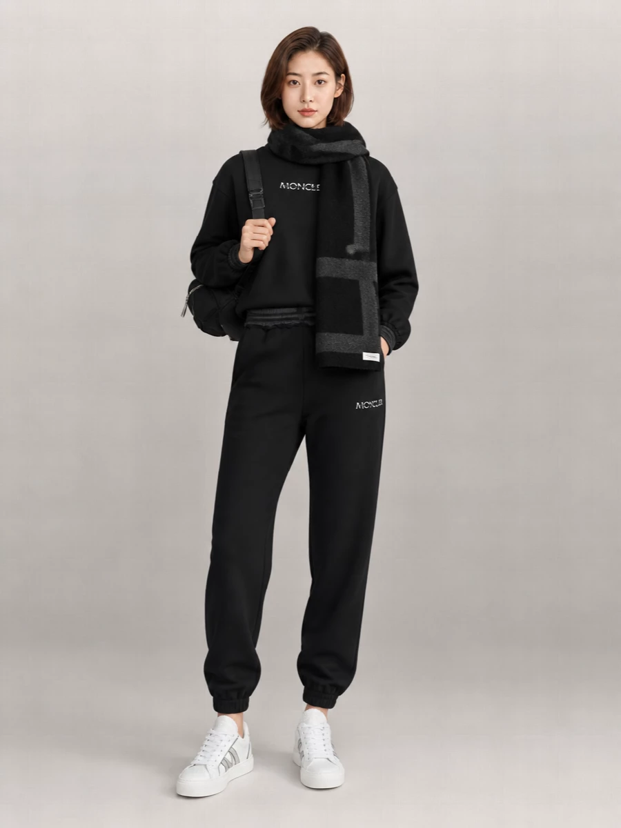 Moncler Relaxed-Fit Sweatpants