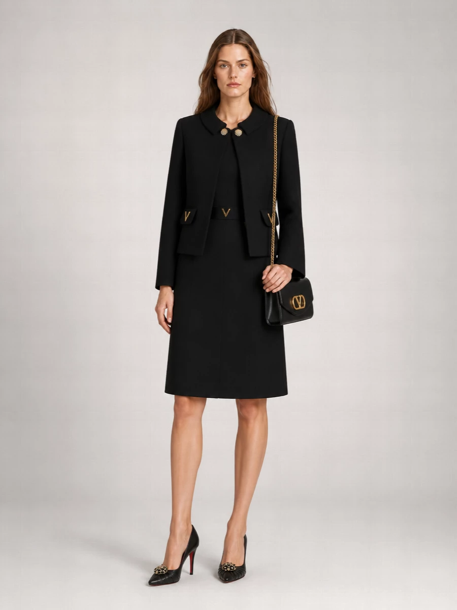 Valentino Garavani Vain Leather Shoulder Bag
