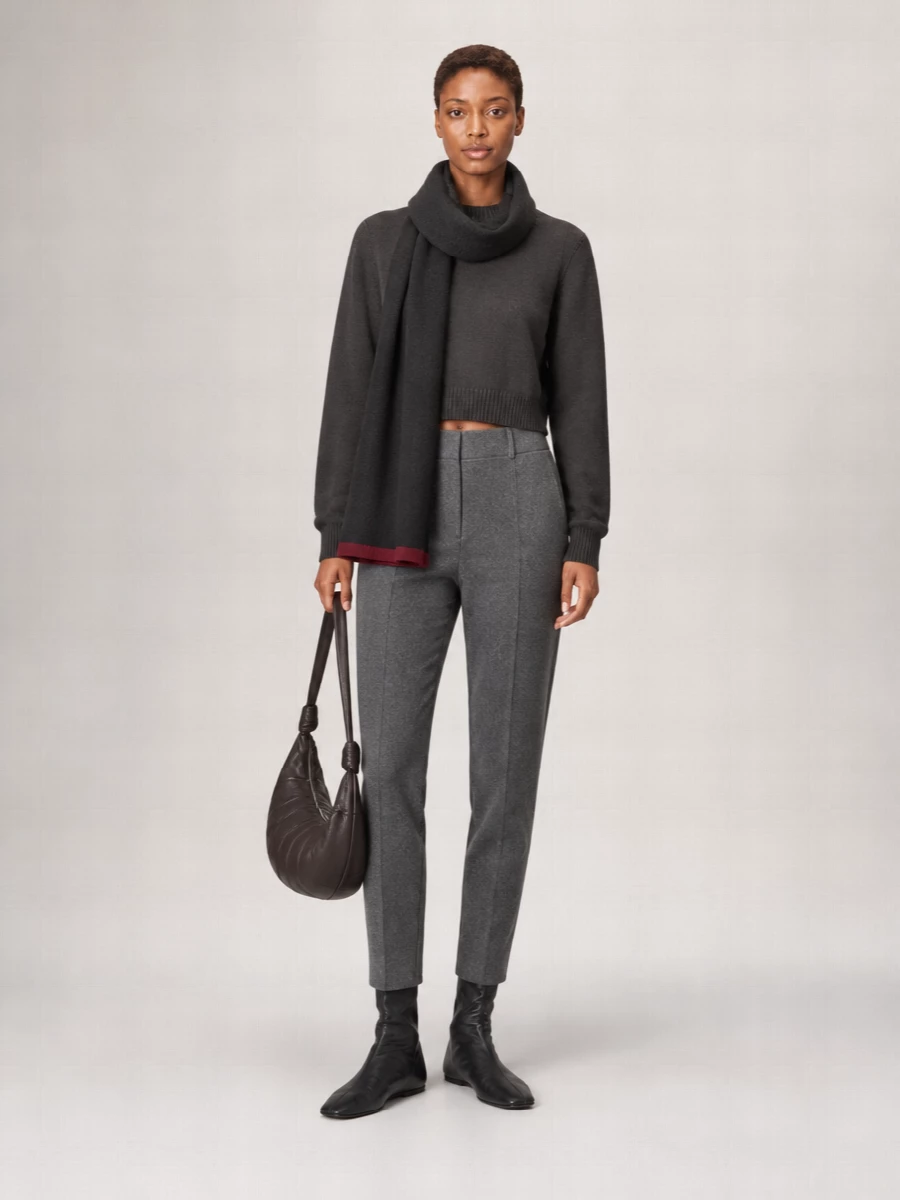 Lisa Yang Cashmere Ribbed Crew Neck Sweater