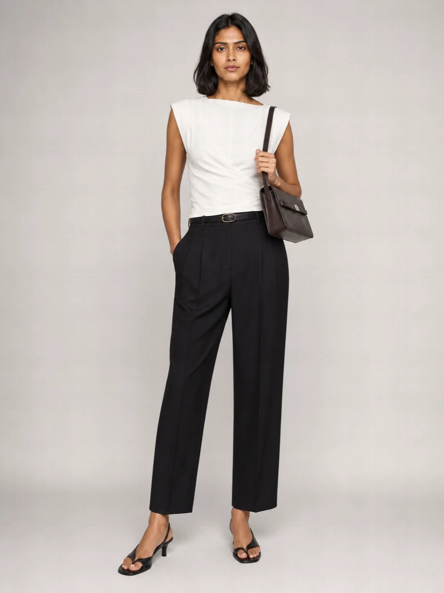 Totême Pleated Straight-Leg Tailored Trousers