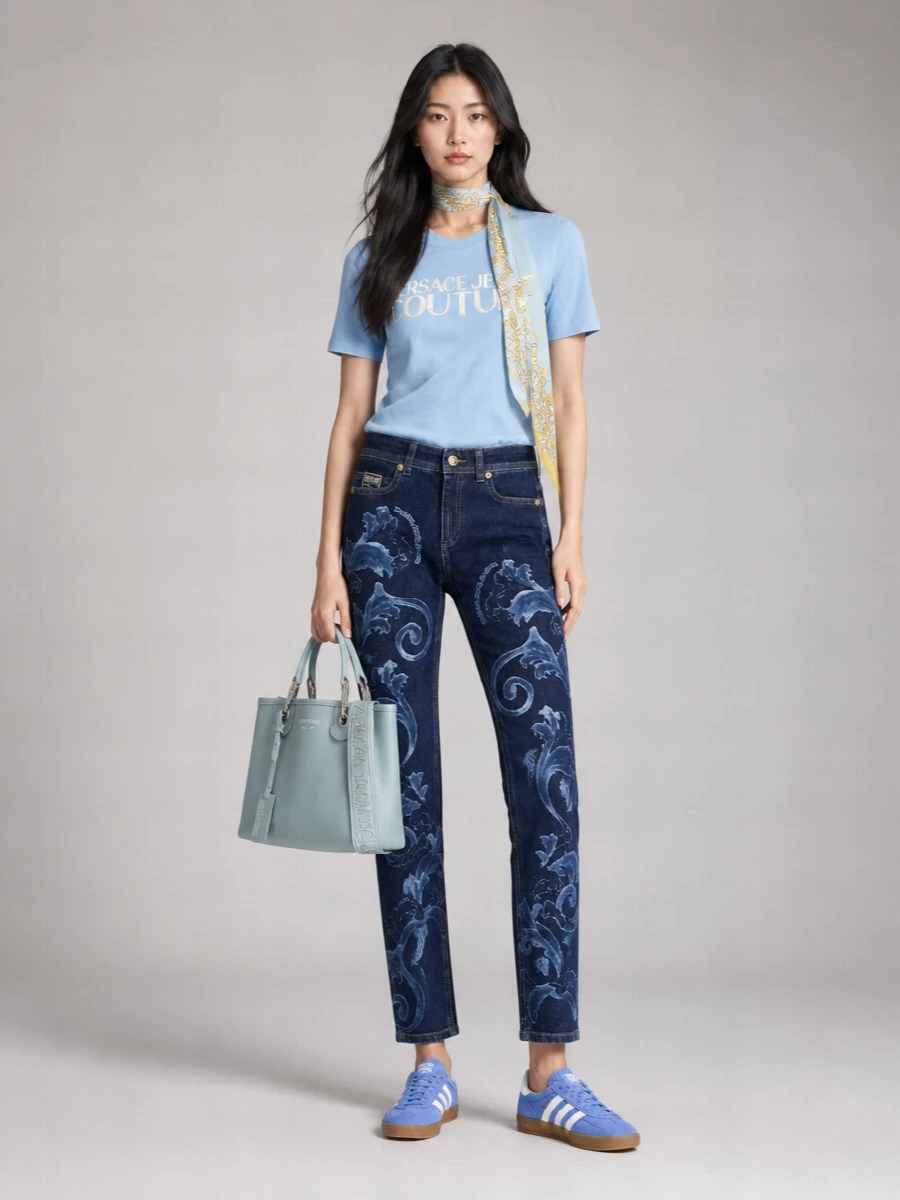 Versace Jeans Couture Logo-Print T-Shirt