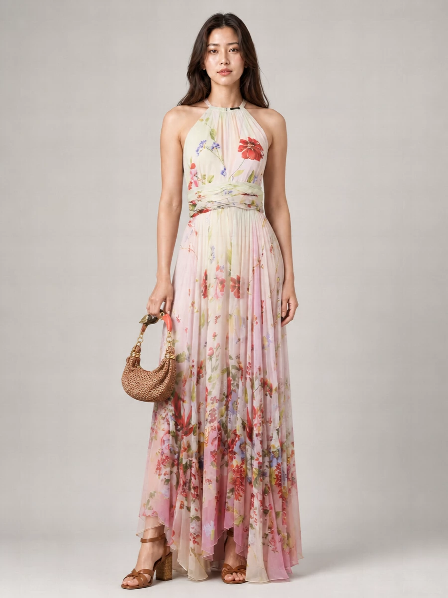 Chloé Bracelet Bag Raffia Shoulder Bag
