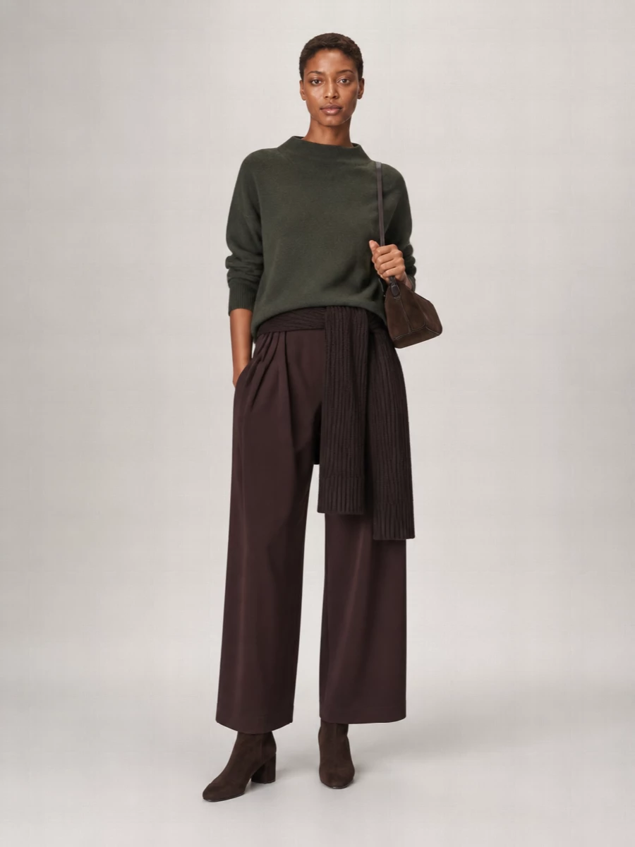 Vince Cashmere Wide Neck Long Sleeve Sweatshirt