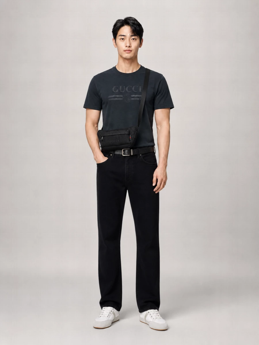 Gucci Logo Print Jersey T-Shirt