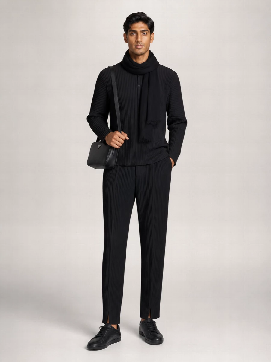 Homme Plisse Issey Miyake Black T-Shirt