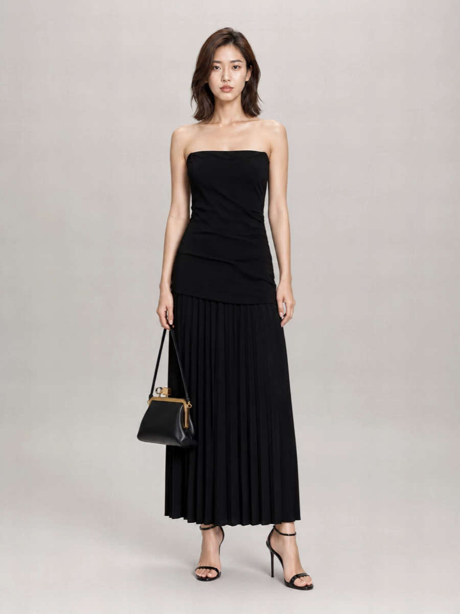 Jacquemus Le Rond Carré Leather Shoulder Bag