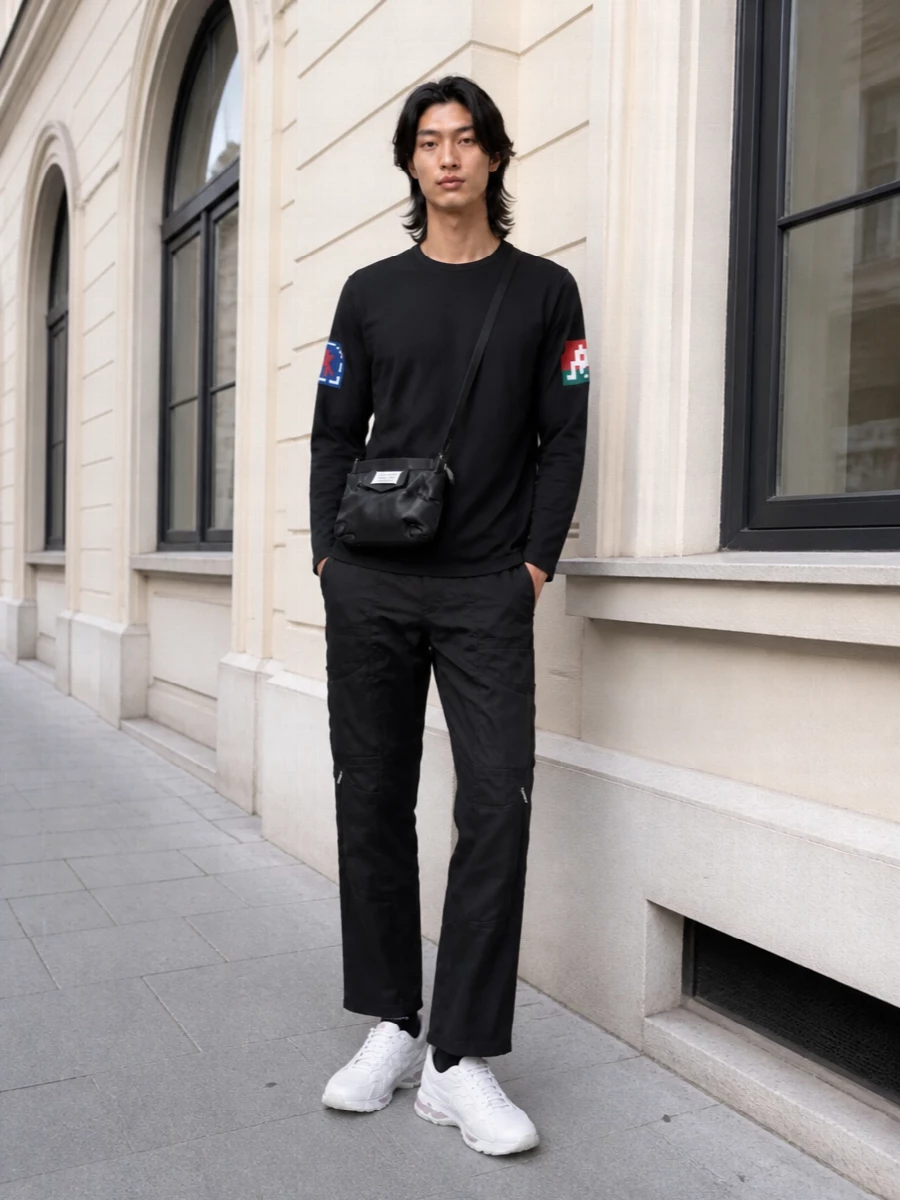 Comme des garcons tee black cargo pants sneakers