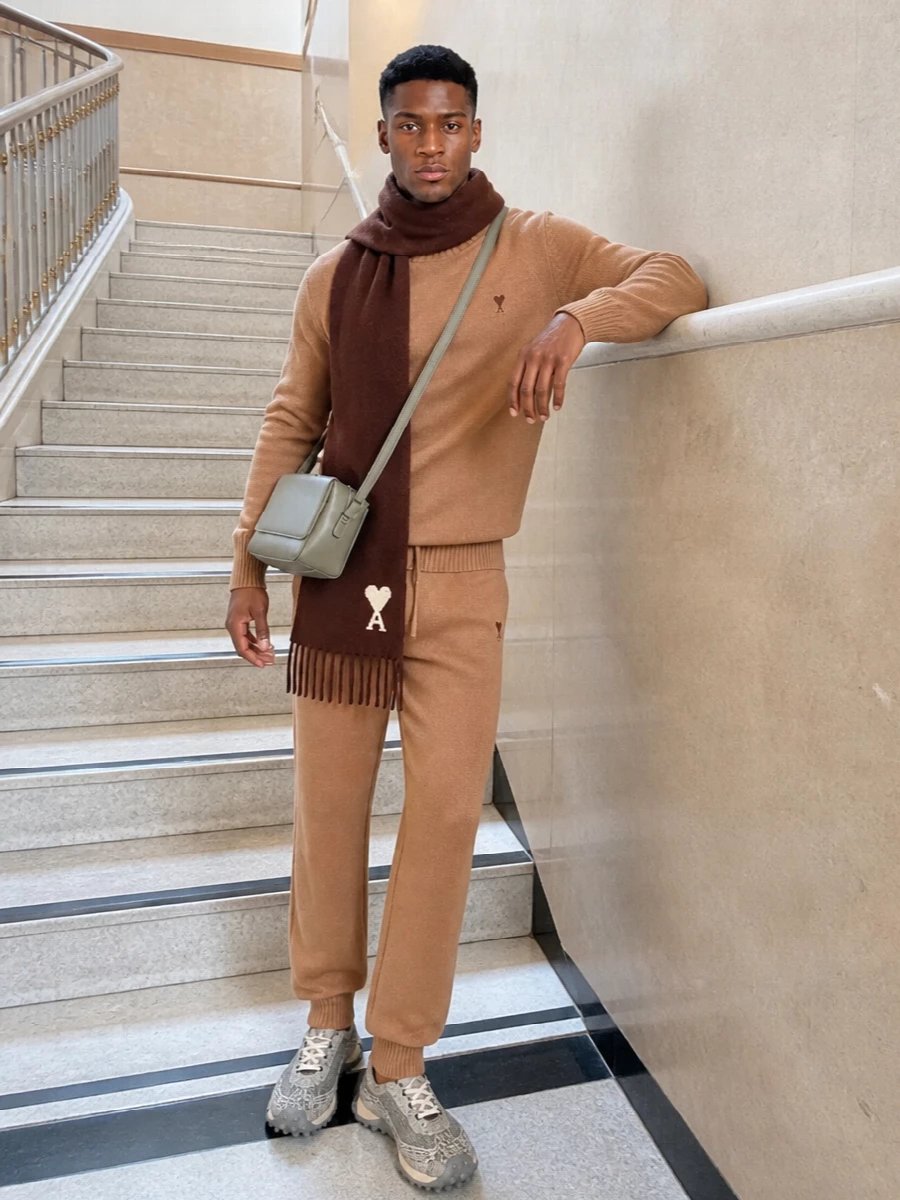 Ami paris camel knit joggers camel sweater