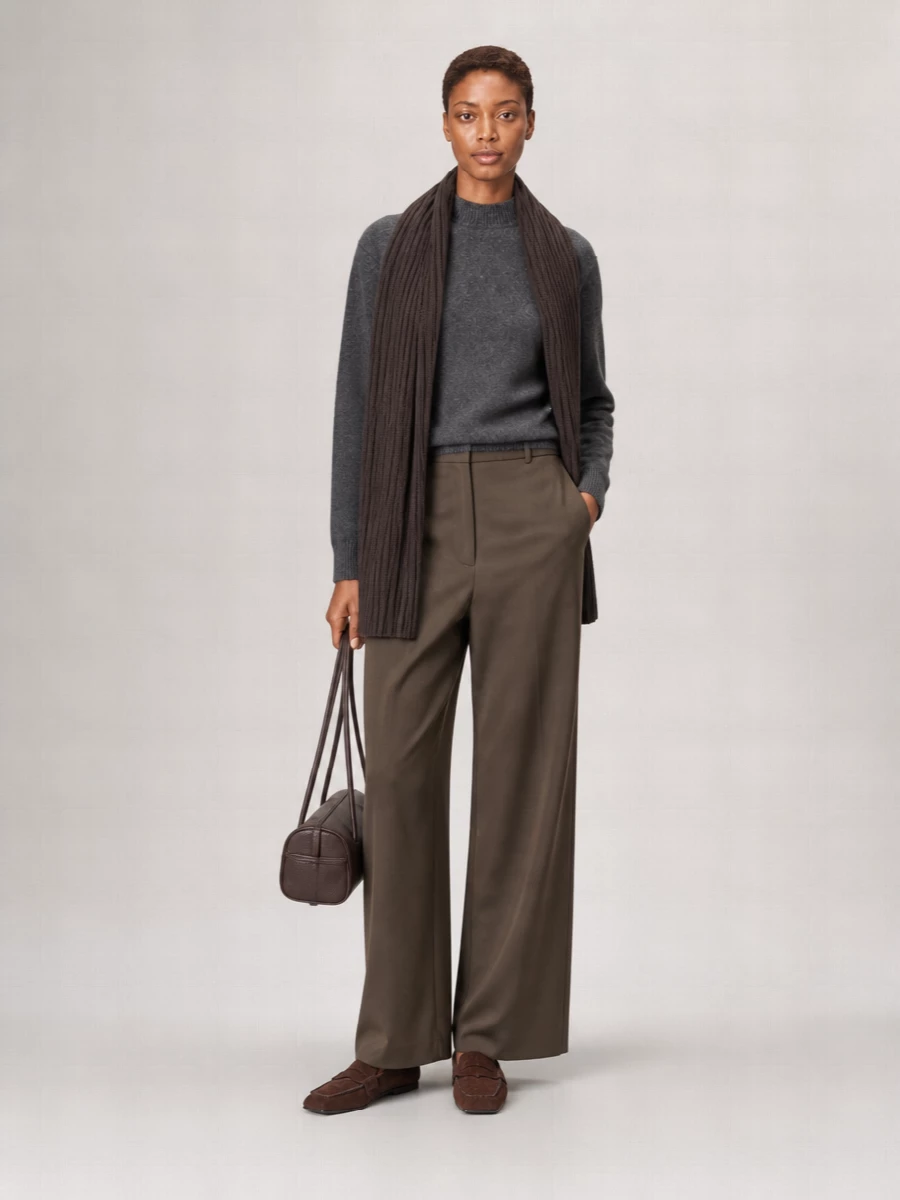 Jacquemus Le Turismo Long Leather Clutch Bag