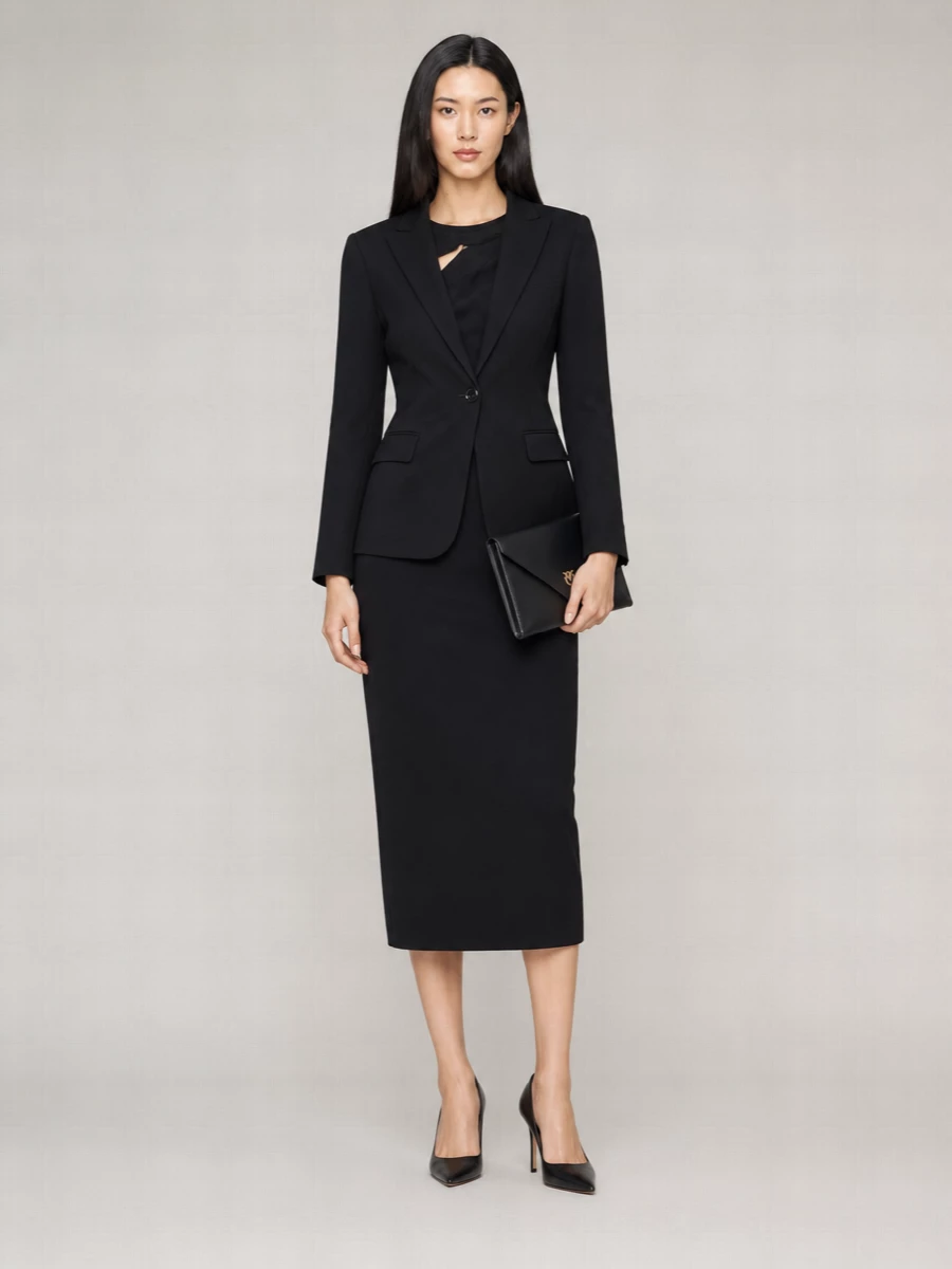 Pinko Single-Breasted V-Neck Fitted Jacket