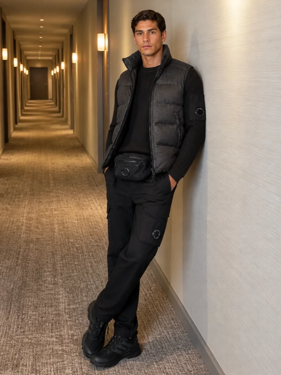 Cp company gilet black cargo pants outfit