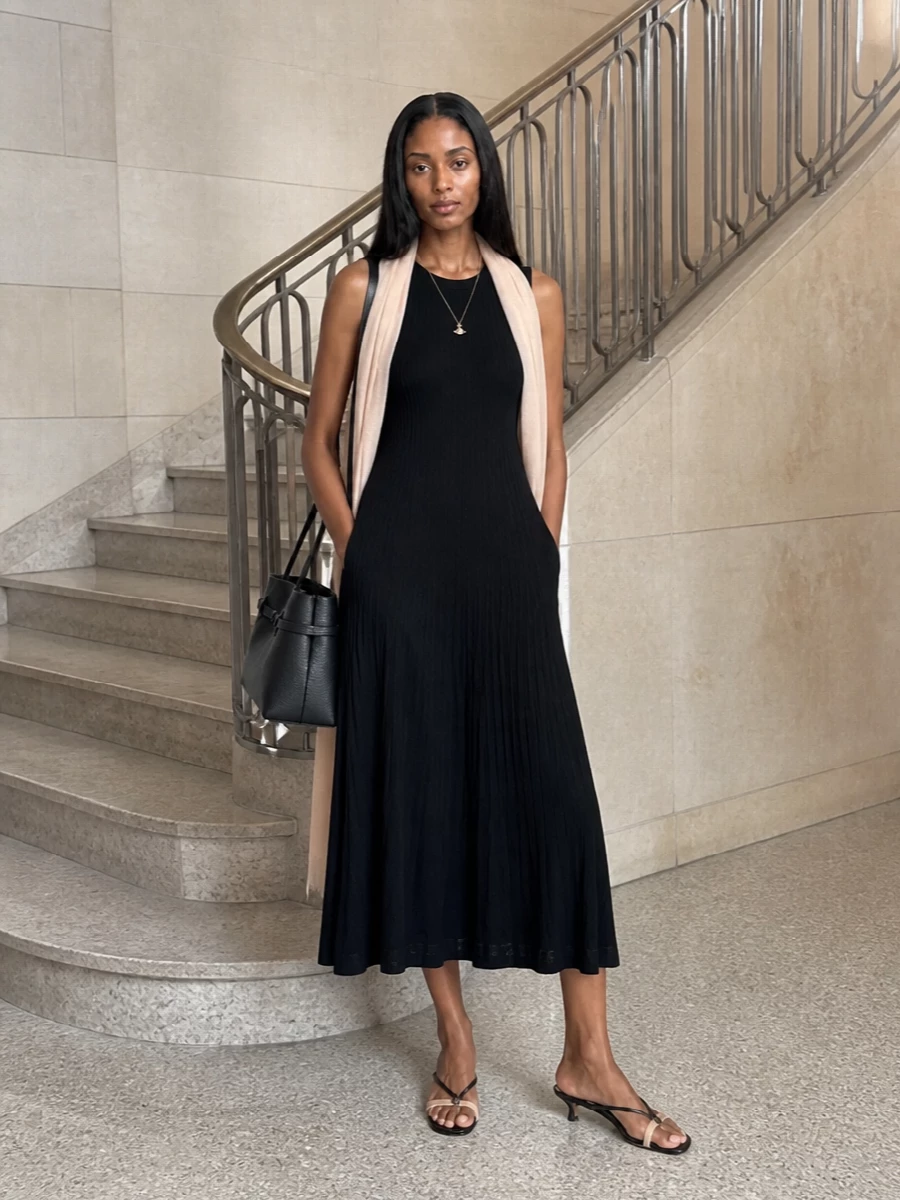 Max mara black knit midi dress kitten heels