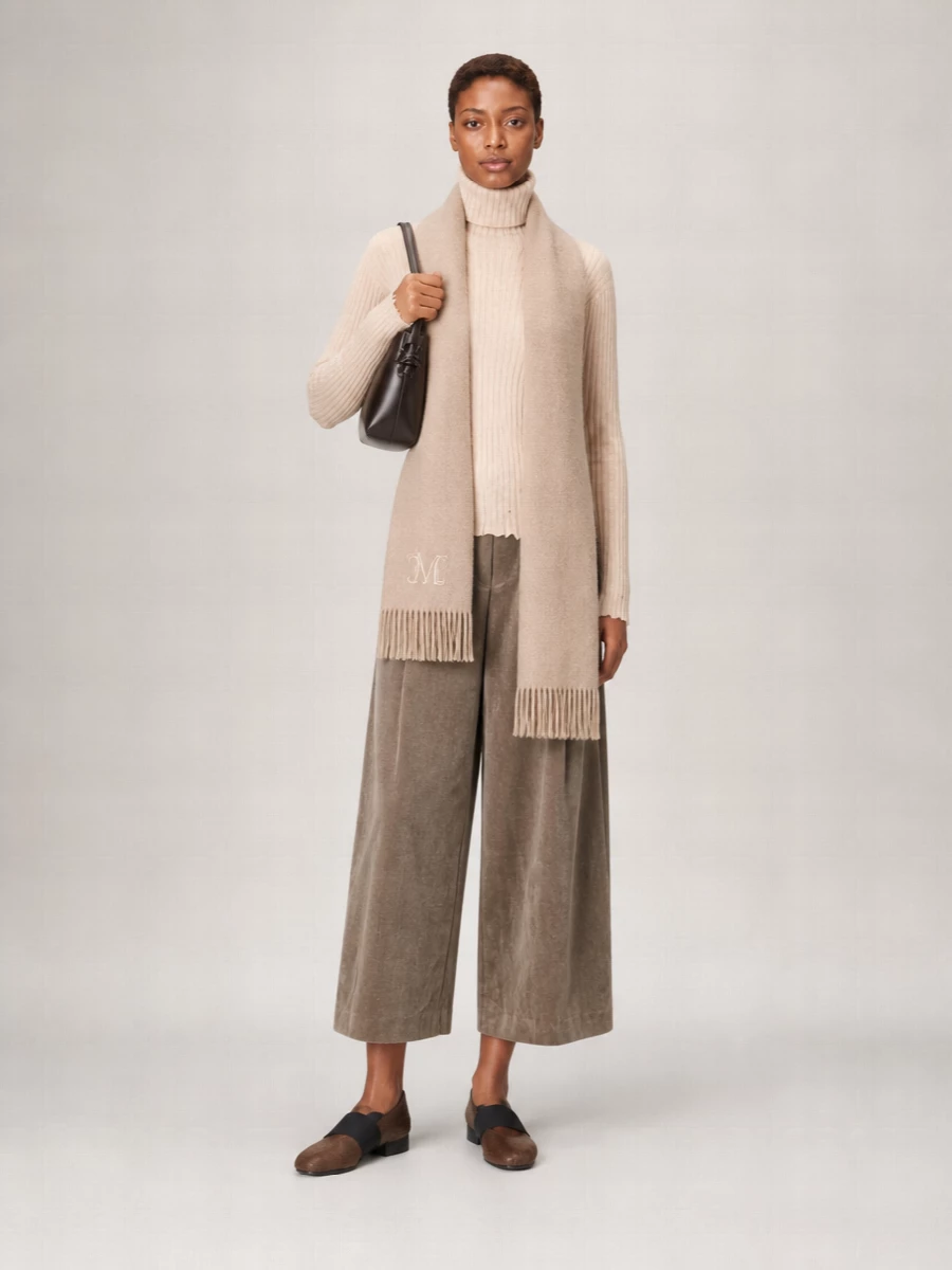 Uma Wang Cashmere Ribbed Turtleneck Sweater