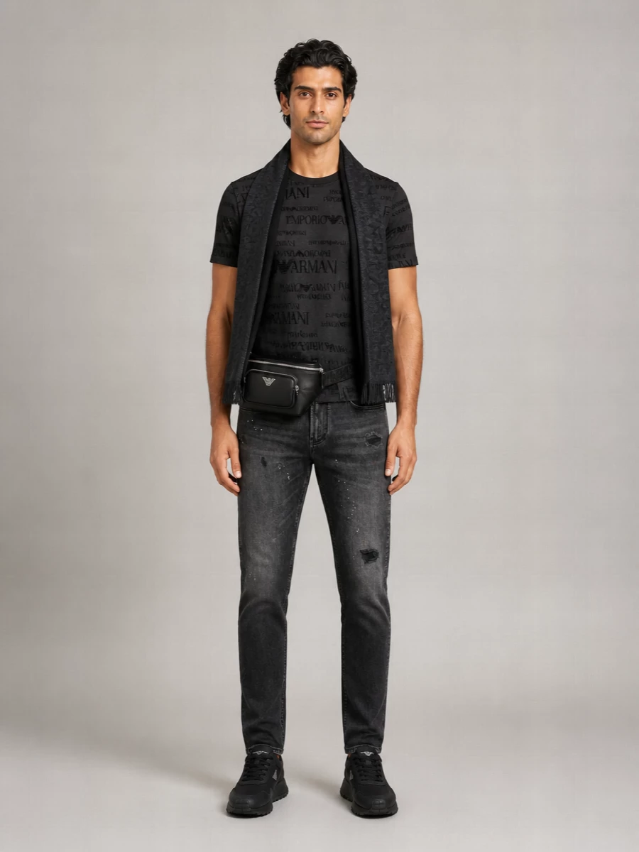 Emporio Armani Logo-Print T-Shirt