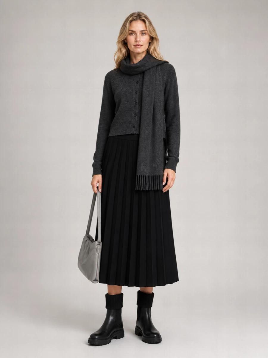 Max Mara Cashmere Fringed Scarf