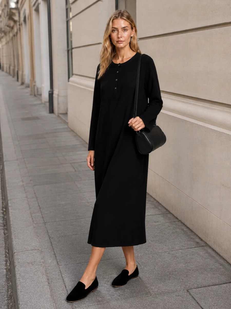 Velvet nightdress black slippers shoulder bag