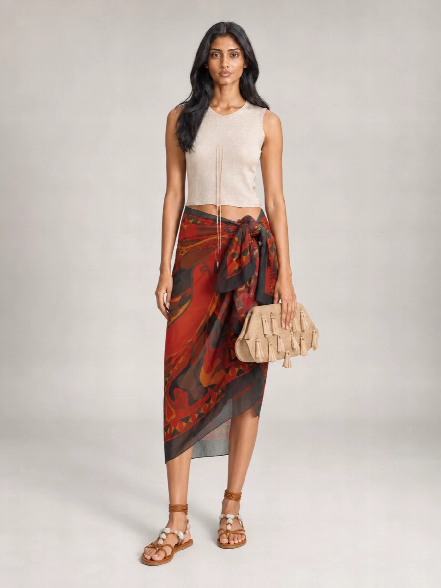 Themoiré Na Raffia Fringed Clutch Bag