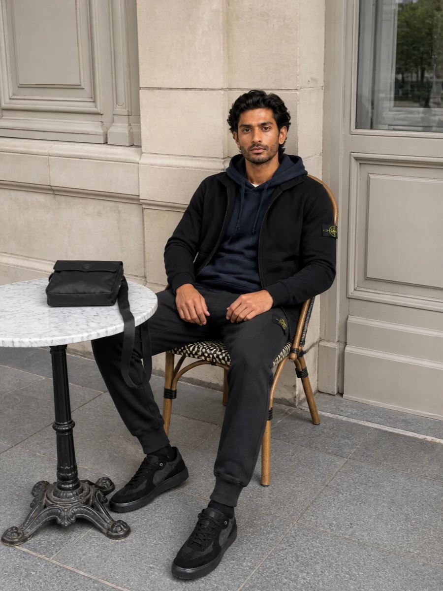 Stone island hoodie black joggers sneakers outfit